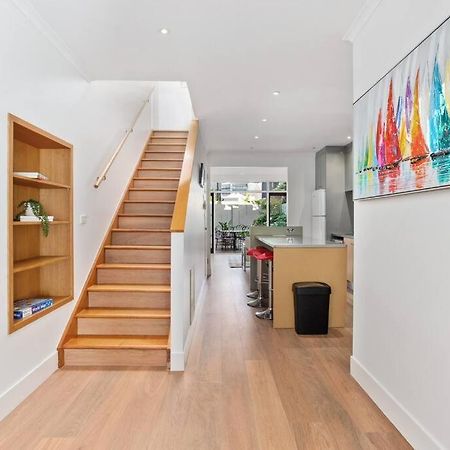 Villa Argo Melbourne Exterior photo